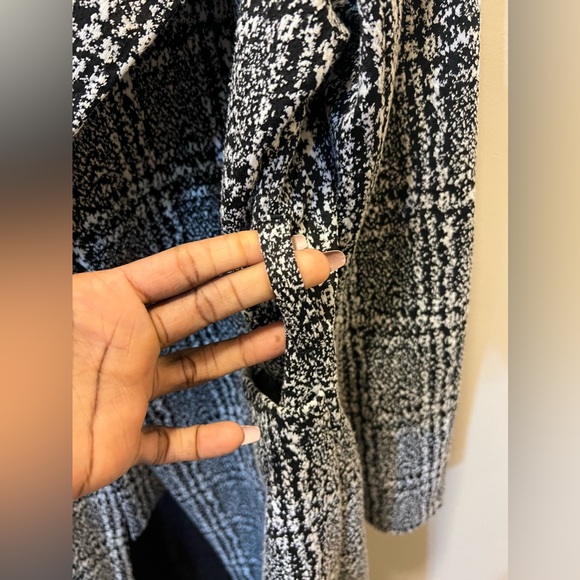 Fall Trench - Picture 4 of 5